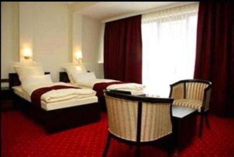 Hotel Hamburg Skopie Exterior foto